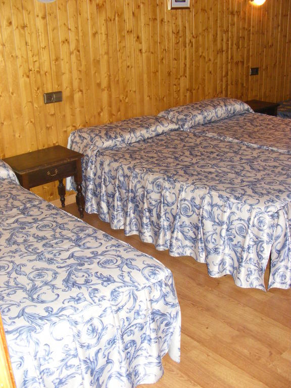Hotel Europa Les Room photo